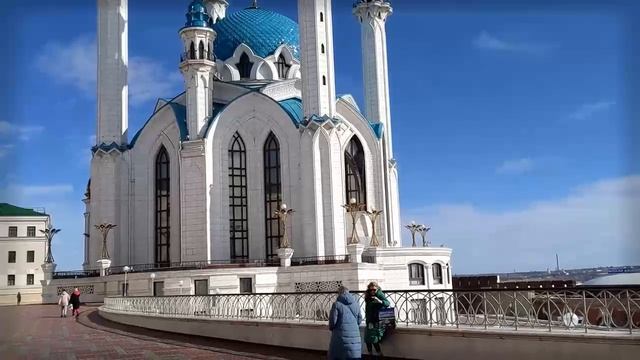 Исида в витрине: зеркало для уставших душ | Discovering Russian Horizons