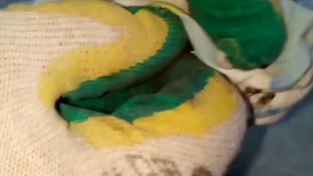 Сварка из пальчиковой батарейки и аккумулятора
