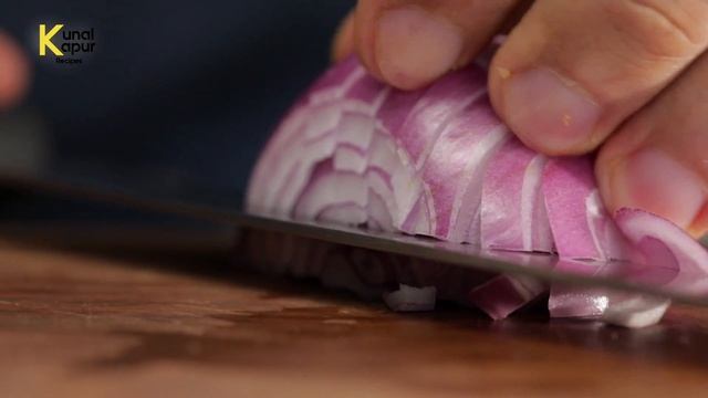 How to Chop Onions Finely, How To Cut Onions Like A Pro Different Ways To Chop An Onion Kunal Kapur