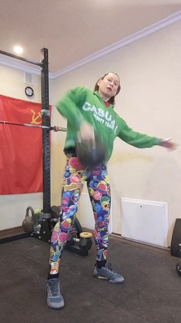 Рывок гири протяжкой (скоростной способ)