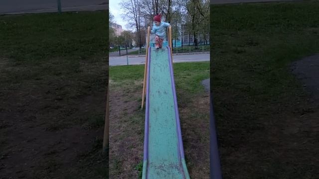 детская площадка, игры, танцы, мультики, самоеин ересное тут