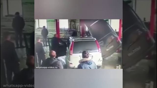 ЧП в автосервисе, подборка.