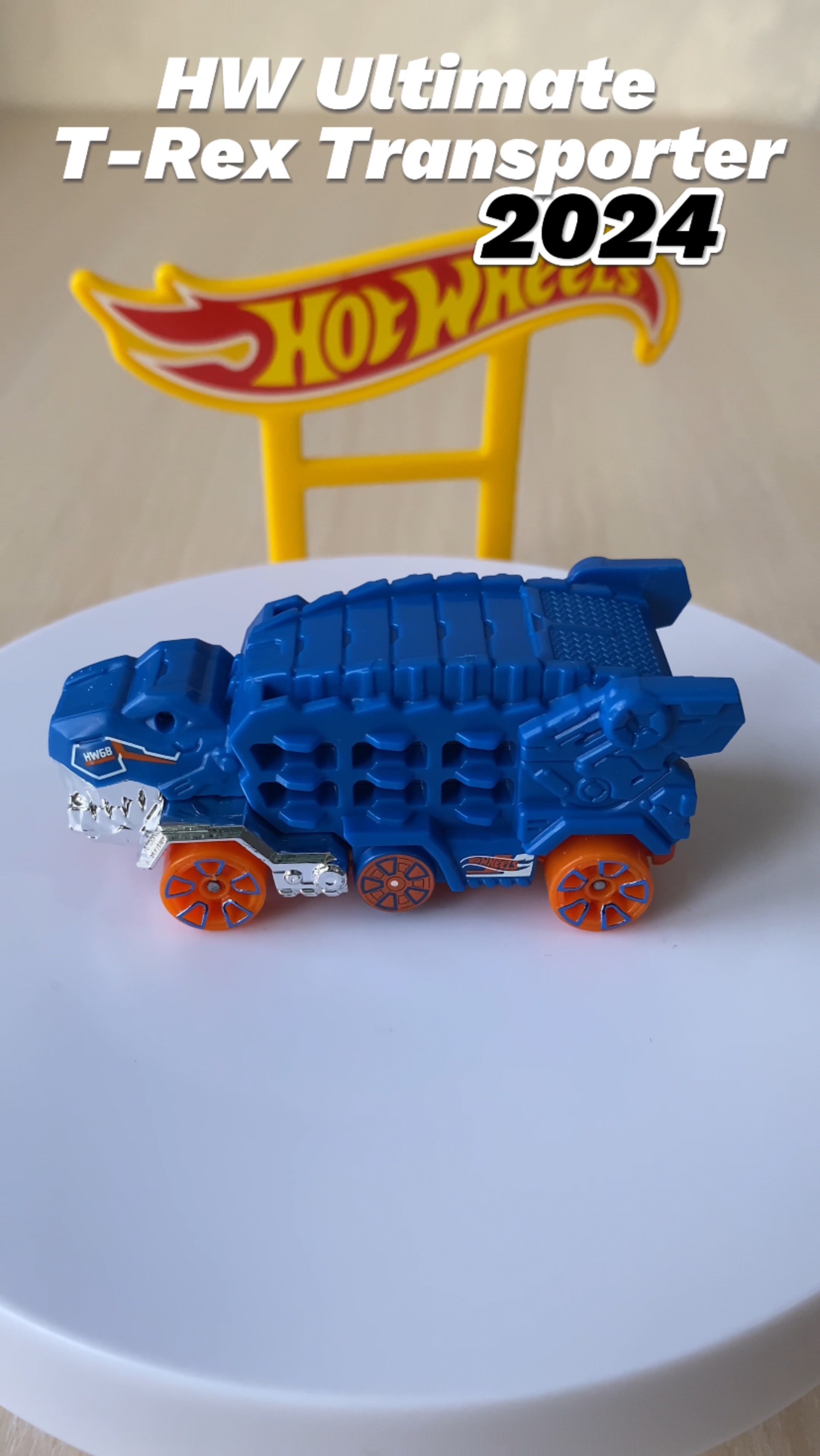 HW Ultimate T-Rex Transporter 2024 Hot wheels