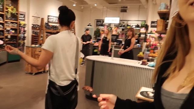 No Shopping Challenge: Who Will Resist Buying Anything the Longest?🛒❌