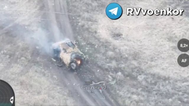 🇷🇺🔥🏴⚡Спецназ сжигает бронетехнику врага, поддерживая наступление за Новым Комаром