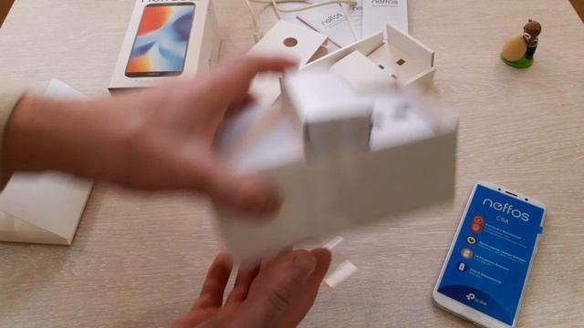 Распаковка TP-Link Neffos C9A