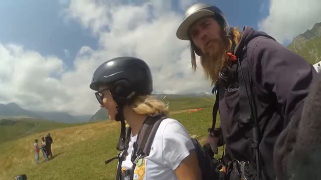 28082018 24  gudauri paragliding fly flight gudauriparagliding com