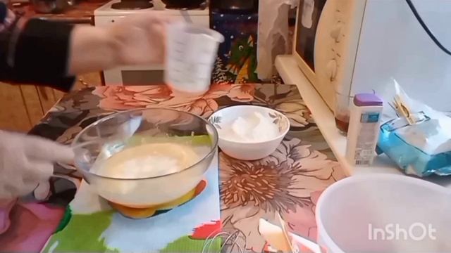 БАНАНОВЫЕ ПАНКЕЙКИ( ОЛАДУШКИ) НЕ КЕФИРЕ
БЫСТРЫЙ ЗАВТАК
