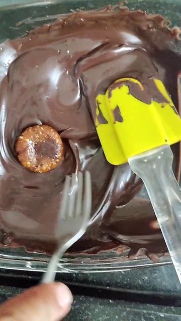 Delicious Date with dates walnut chocolate 🍫#youtubeshorts #trending #viral #goodvibes #enjoy 😍😋🍫