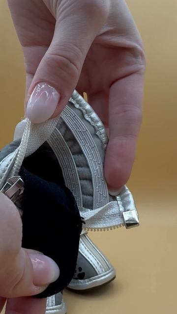 ботиночки для собак(в профиле уже есть видео с обзором на носочки