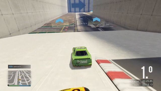 Carrera intensa con el gran Rami *GTA V ONLINE : RUEDAS CALIENTE*