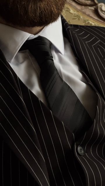 Мужской костюм тройка!