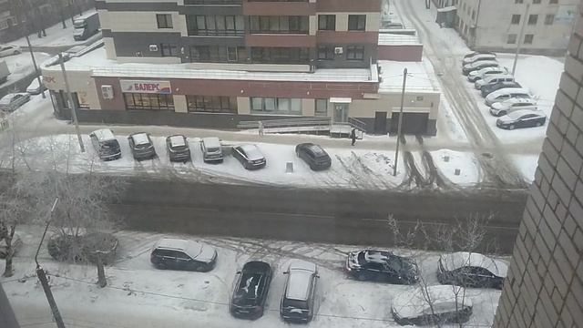 За окном прекрасный снежный денёк подходит к концу My favorite yard