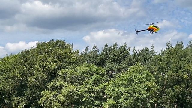 Mikado Helikopter stand Global 3d 2022 (testing Flight trainer)