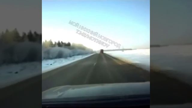 Жесть из Нижегородской области: Range Rover выехал на встречку и на полной скорости врезался в Re...