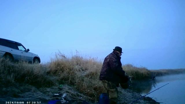 Утро на Власовском.