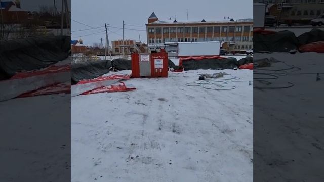 Сравнение_установок_по_прогреву_грунта,_бетона_Wacker_Neuson_HSH700
