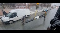 РАЗВОЗИМ ТРУБЫ, ПОПРАВИЛ ДОРОГУ.mp4