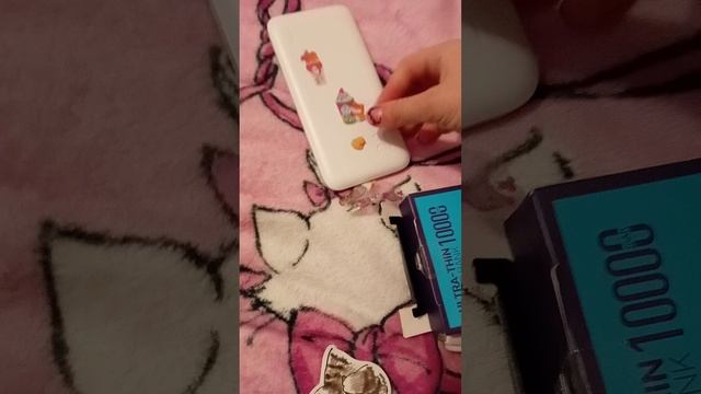 у меня день рождения подарили Power Bank😜