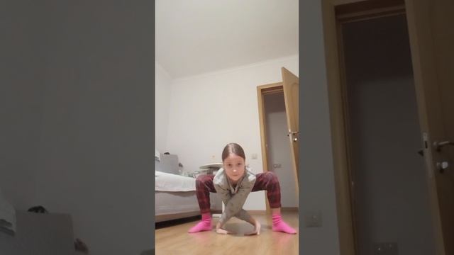 сделала уроки...
