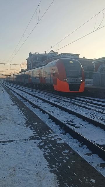 Отправление Ласточки 726Щ(Курск-Москва) с ст. Курск