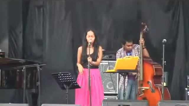 Mian Tiara - Against The Obvious @ JJF 2011