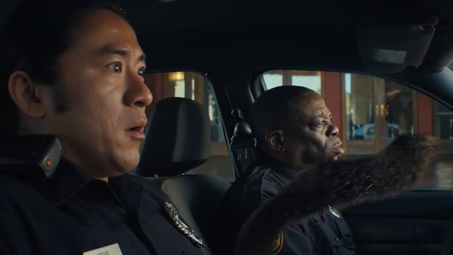 Что эти усы себе позволяют? (ролик с СуперБоула LIX в озвучке Кураж-Бамбей)