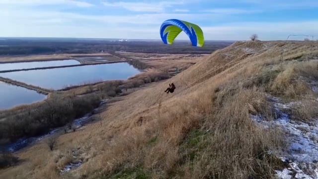 параплан зимой с наземной акробатикой