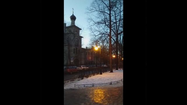 Церковь по дороге к Петропавловской крепости СПб