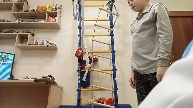 Паша и Петя представляют и  Mister Шкафчик  зомби