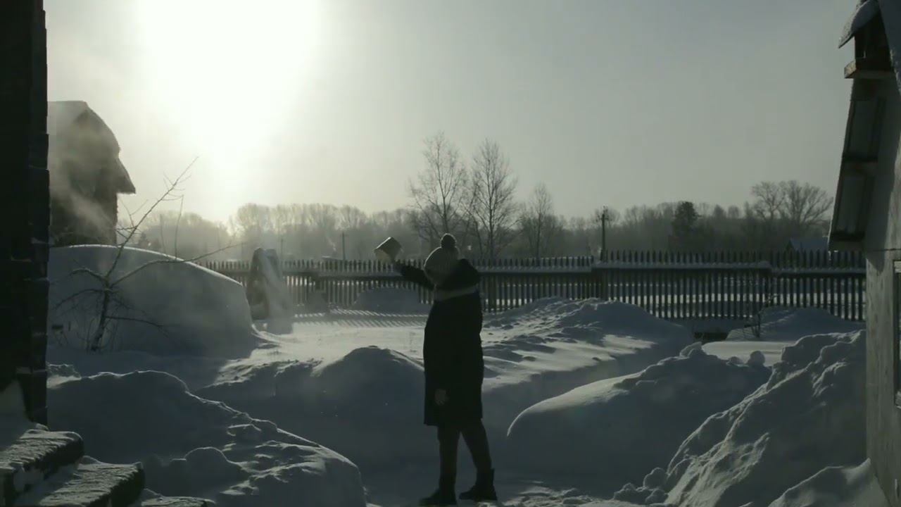 Мороз и солнце; день чудесный!