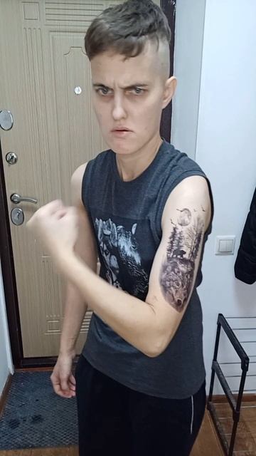 Реакция родителей на татуировку #shortsvideo #юмор #funny #временные #татуировки