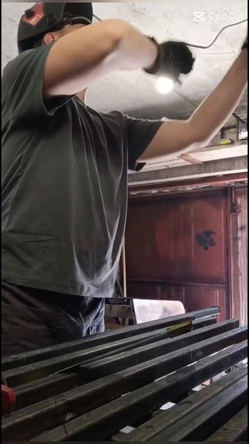 1,5 часа на каркас, вызов принят #сварка #ремонт #дача #топ #челлендж #металл #стройка