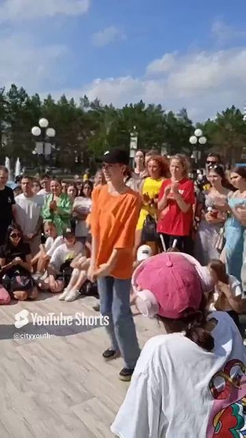 Dance battle i do not own the rights to this music no copyright infringement intended🔥 (1)
