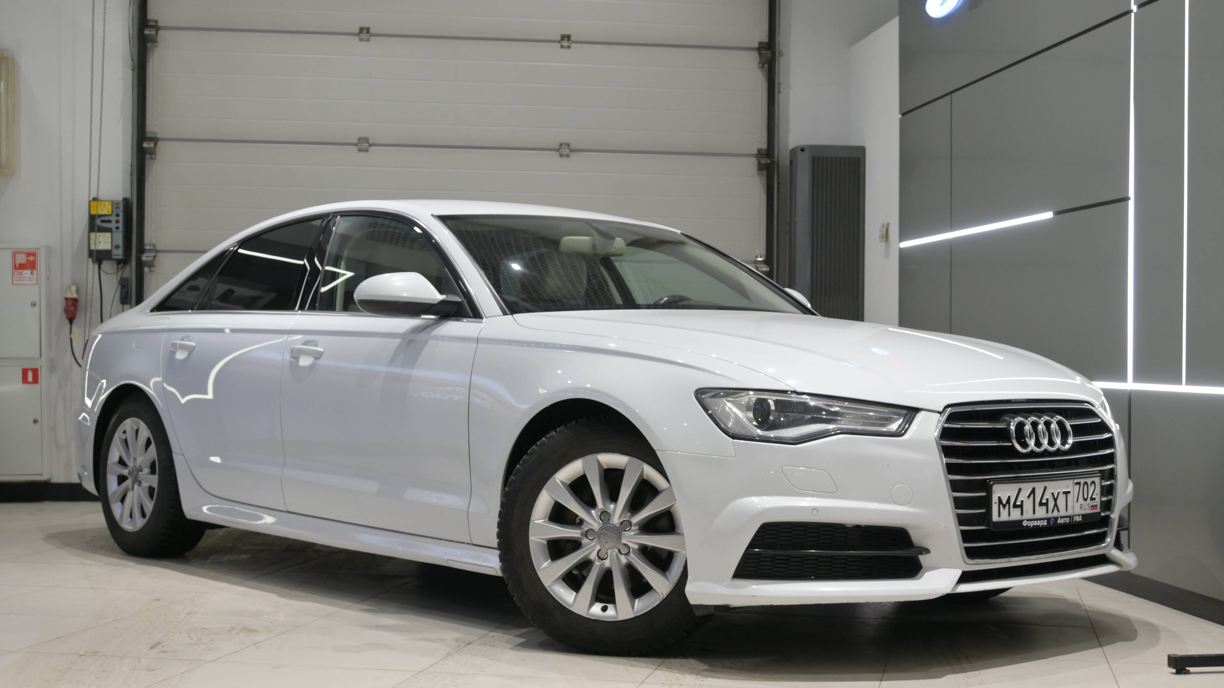 Audi A6 '2017 08550