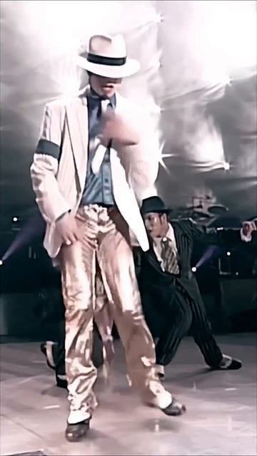 Micheal Jackson Smooth Criminal