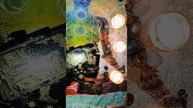 Причина его непоследовательного поведения