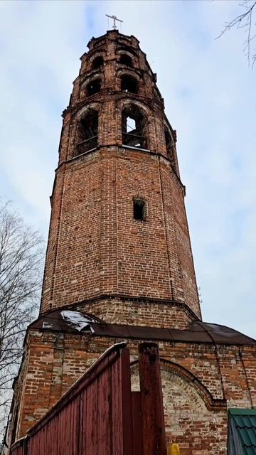 церковь Никиты Мученика на улице Победы в городе Ярославль