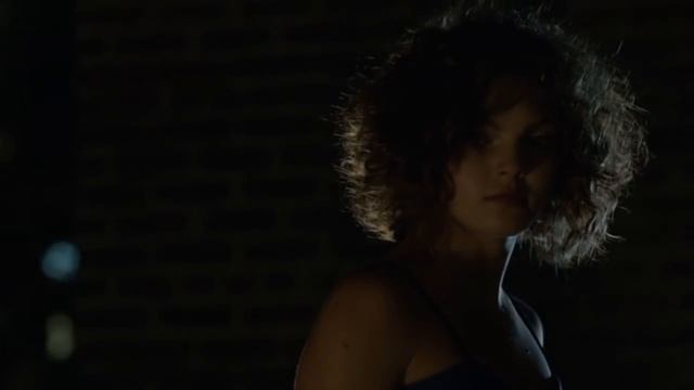 Bruce & Selina | Gotham | Hallo, it's me | 4x01 | 3x05 |