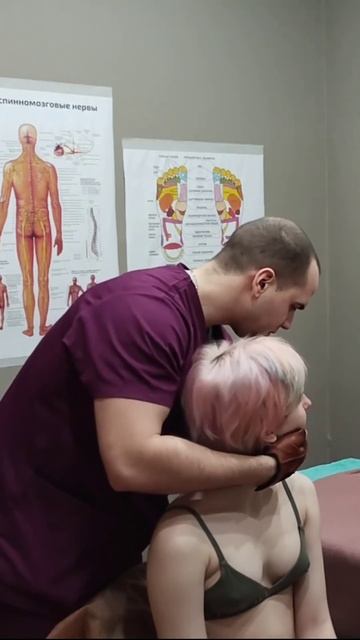 ASMR. Хруст шеи. Костоправ Воронеж