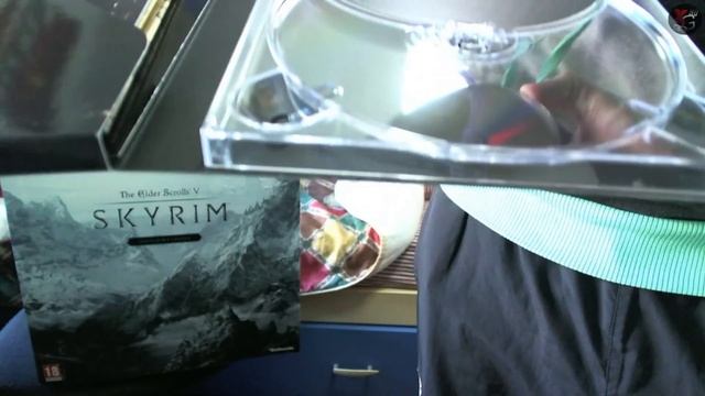 UNBOXING SKYRIM COLLECTOR'S EDITION HD ITA