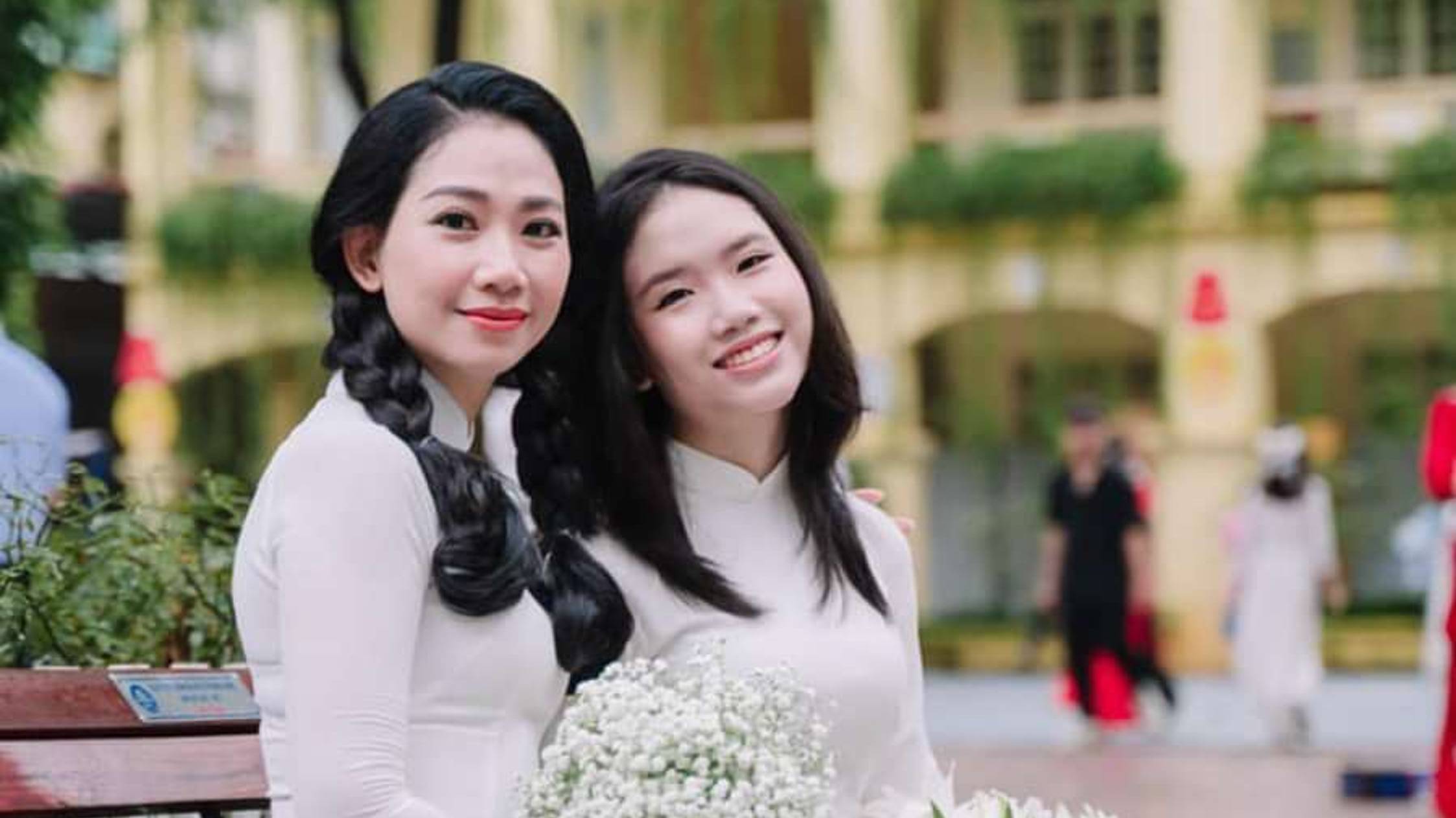 Mưa hồng 🌧🌧 - Lê Mỹ Vân