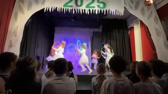 Спектакль цветик-семицветик 2 классы