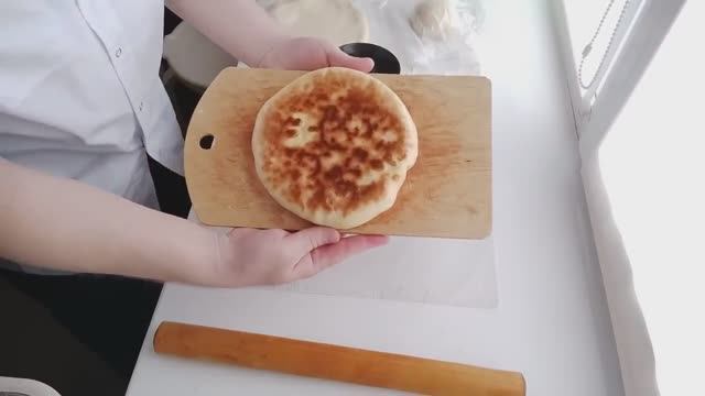 ХАЧАПУРИ!!! ЗА 10 МИНУТ! НА КЕФИРЕ! Съедаются в один миг!