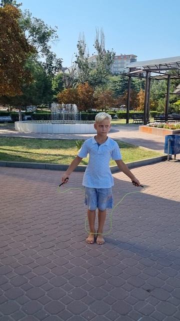 прыжки через скакалку на двух ногах с нуля.