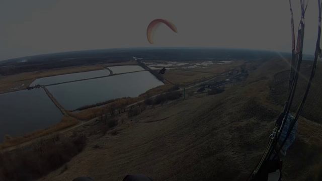 Красивый полёт парапланеристов 🪂🏞️👍🌤️