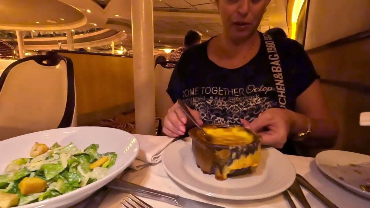 Морской лайнер Рапсодия