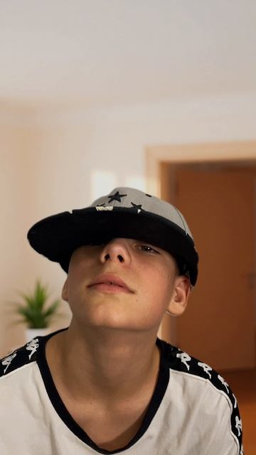 Кто Я ? 😂