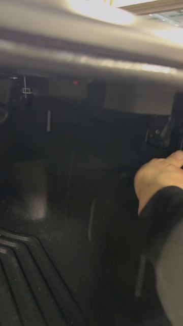 Крышка кузова пикапа L200 2024