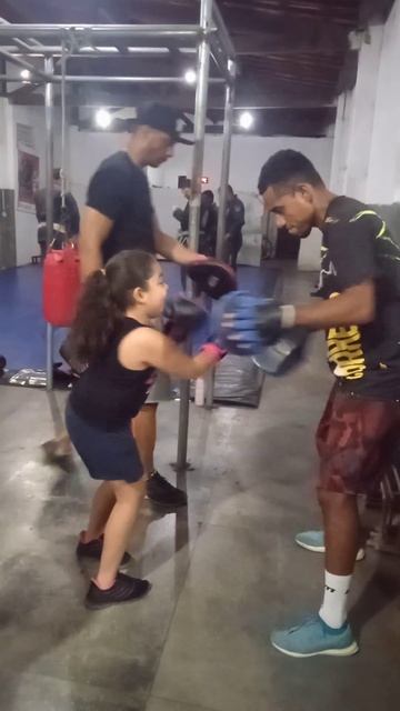 Hadassa Joana 🥊 stillo top (3)